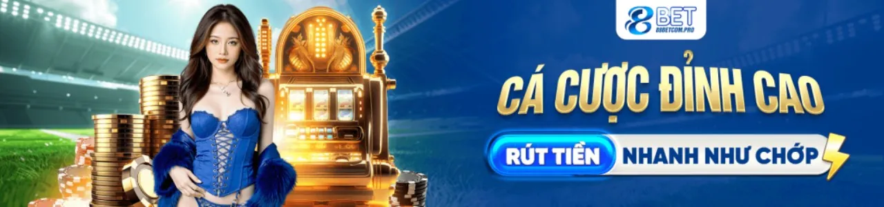 Sân vận động bóng đá với đèn pha sáng, thể hiện không khí cá cược thể thao sôi động tại OKVIP chính thức.